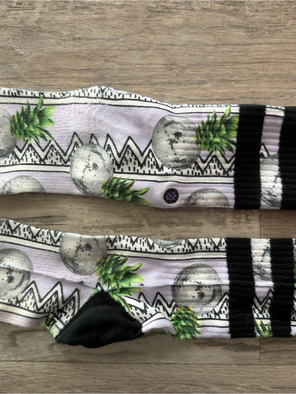 New women’s Stance Pineapple Print mid Socks - purple Black disco ball groovy